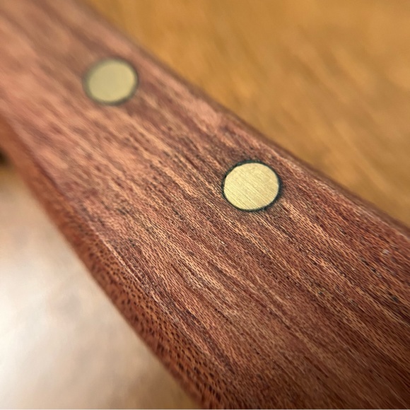 Bread Knife 16" Mercer Praxis Curved 10" Blade Rosewood Handle with Knife Guard - Picture 8 of 10